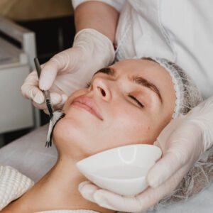 Evellyn Facial Premium